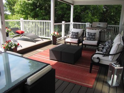 deck lounge area